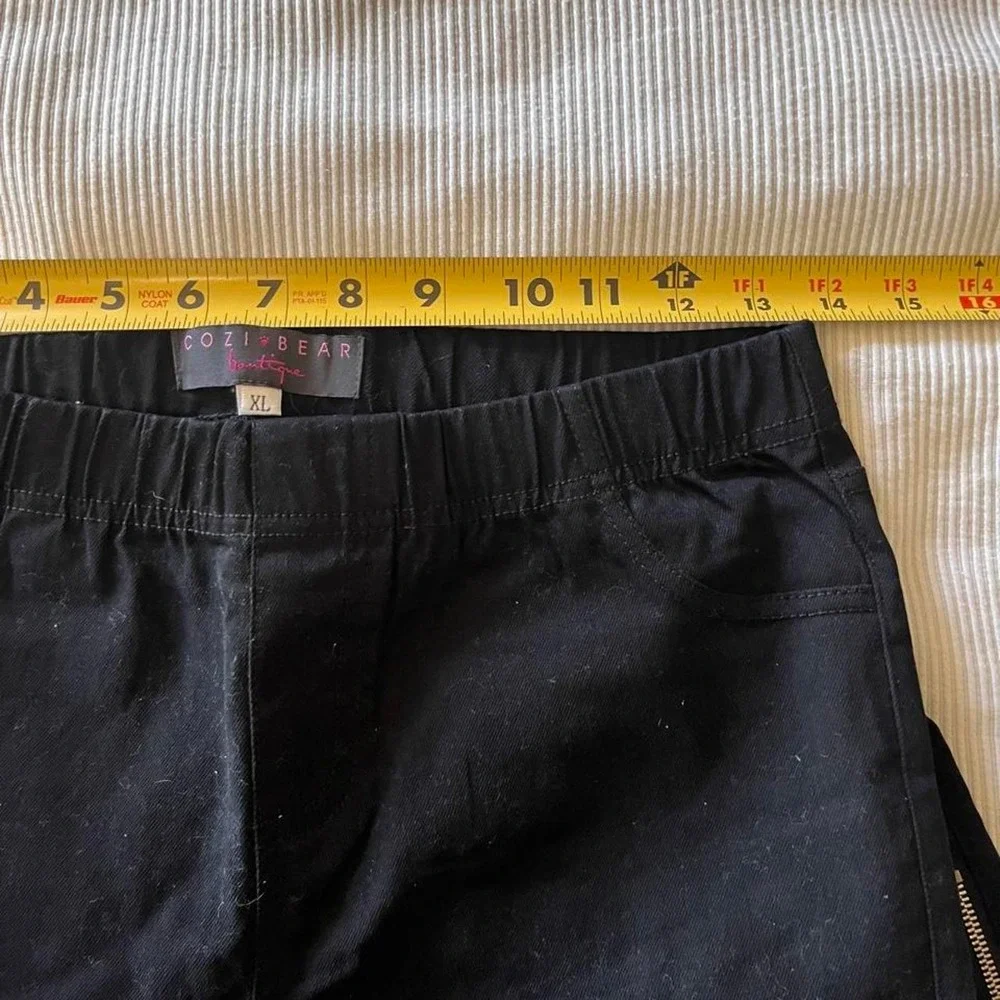 'Girls Cozi Bear Boutique black moto pants with zipper details, size XL